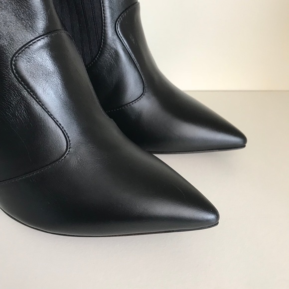 Hold Fendi Sock Boots - Picture 7 of 15